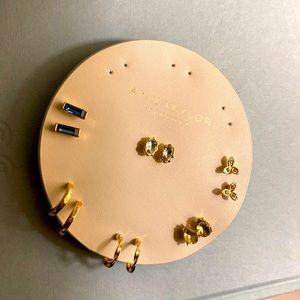 Ann Taylor Factory set of 6 women’s earrings